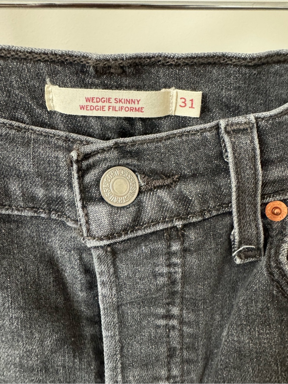 Levi's Women's Dark Gray Straight-Leg Jeans - Picture 3 of 8